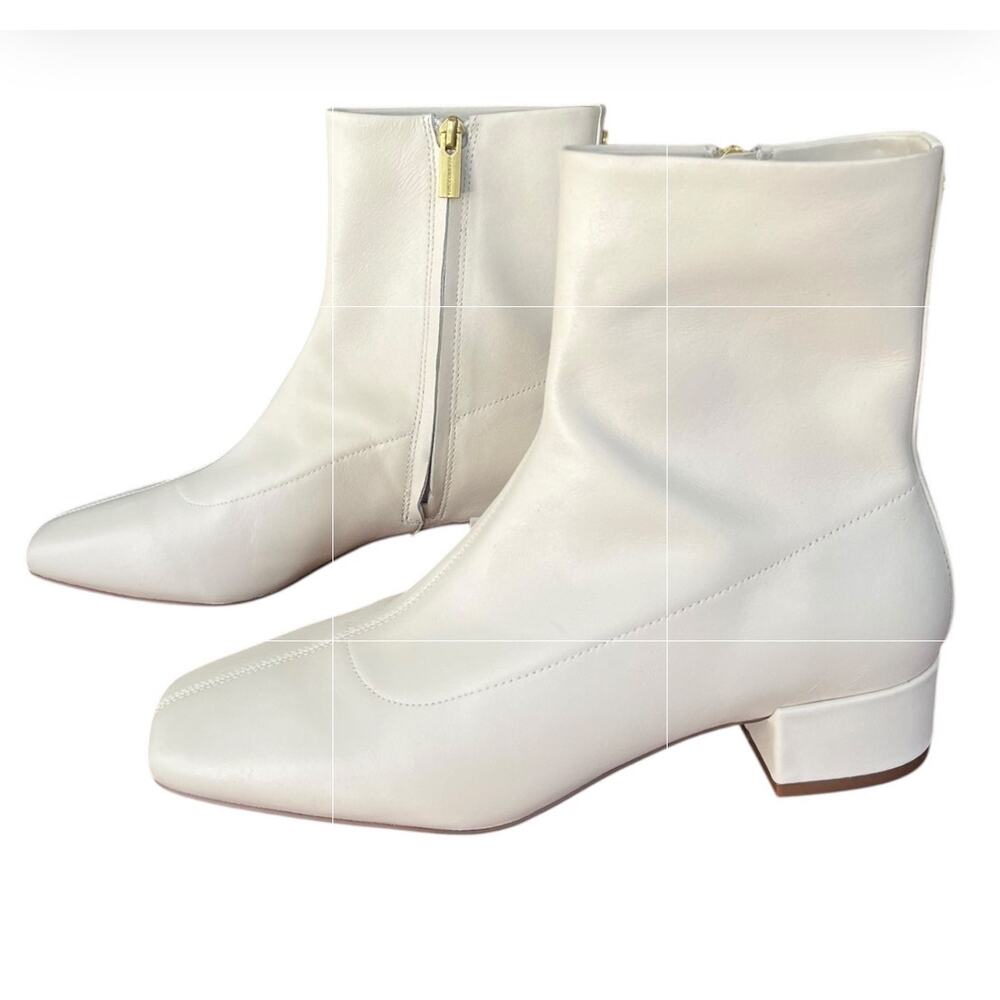 Vince Camuto Findree Rich Cream Side Zip Ankle Boot Women's 8.5 EU 39.5  NEW